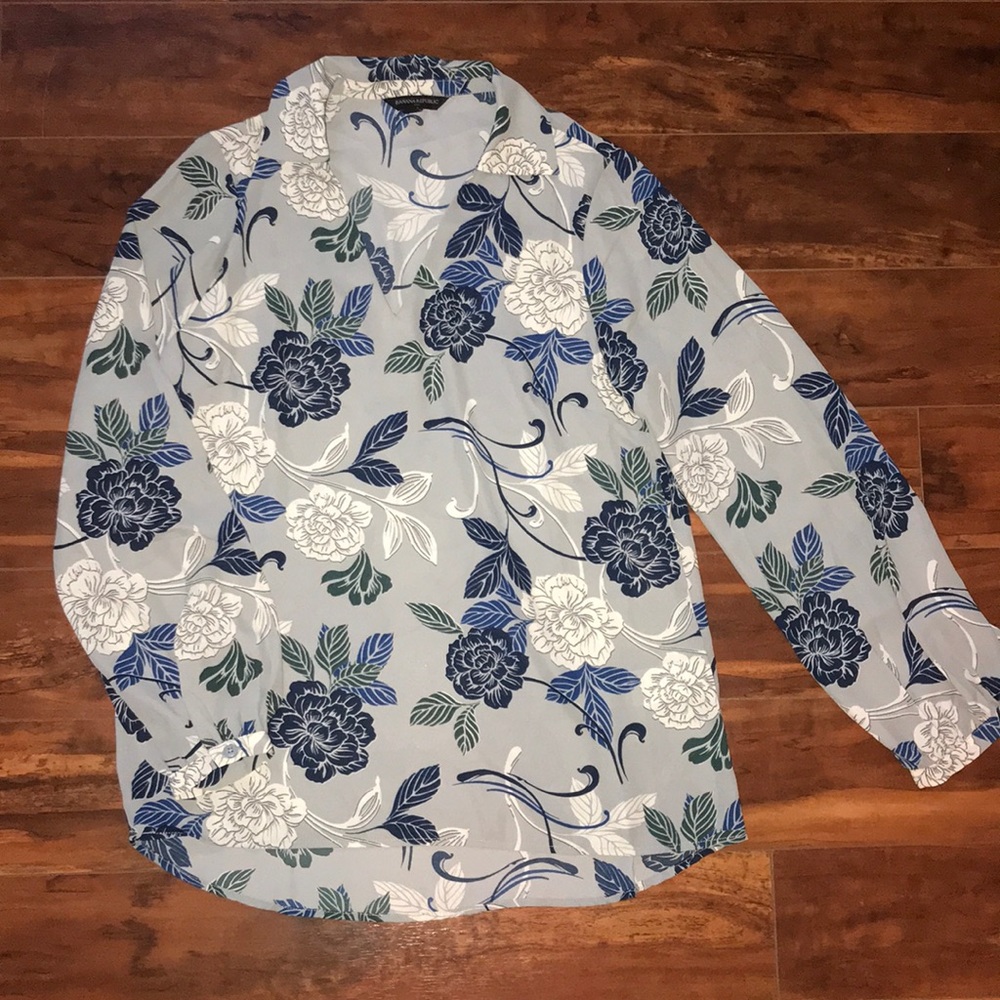 Banana Republic dressy print tunic top